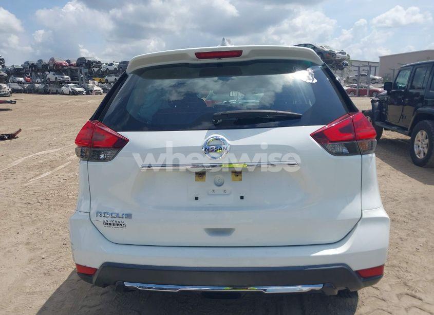 Photo 16 of 2017 Nissan Rogue S (VIN KNMAT2MT2HP512423)