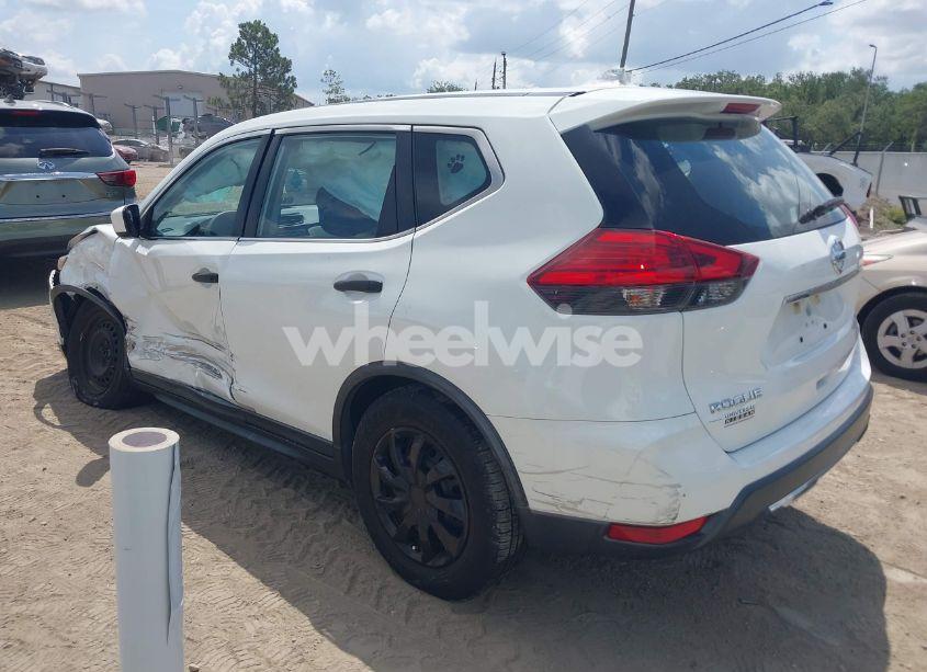 Photo 3 of 2017 Nissan Rogue S (VIN KNMAT2MT2HP512423)