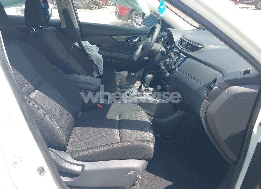 Photo 5 of 2017 Nissan Rogue S (VIN KNMAT2MT2HP512423)