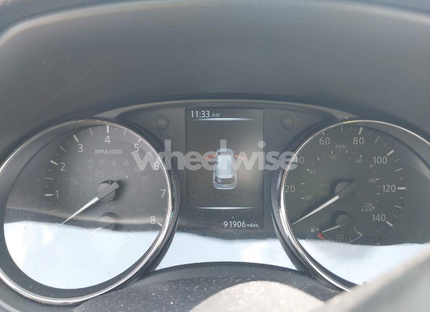 Photo 7 of 2017 Nissan Rogue S (VIN KNMAT2MT2HP512423)