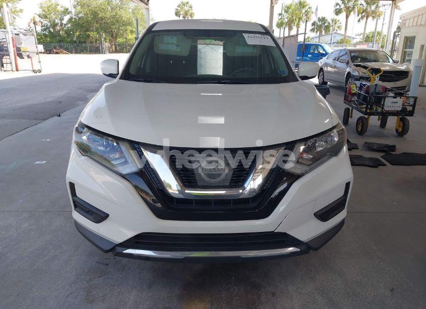 Photo 12 of 2017 Nissan Rogue S (VIN KNMAT2MT2HP582438)