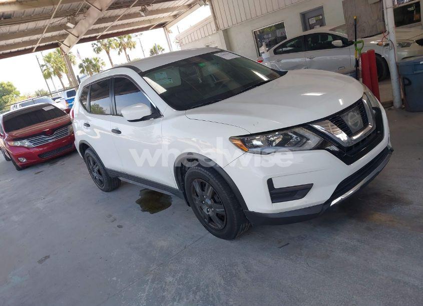 Photo 13 of 2017 Nissan Rogue S (VIN KNMAT2MT2HP582438)