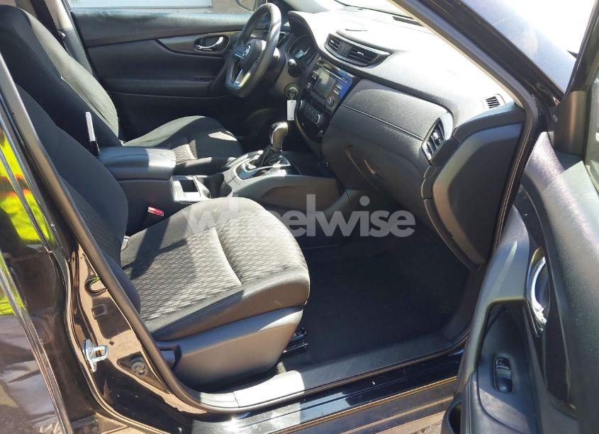 Photo 5 of 2017 Nissan Rogue S (VIN KNMAT2MT2HP609038)