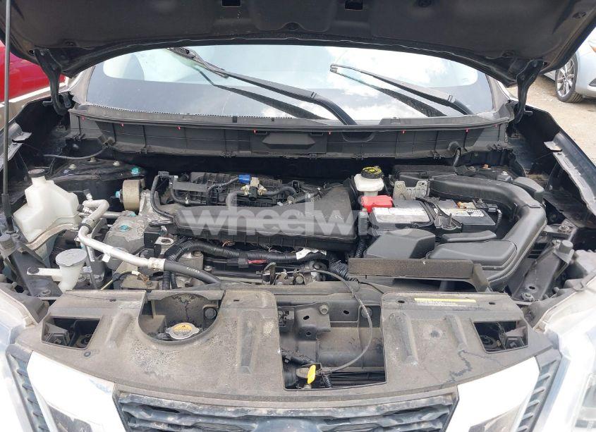 Photo 10 of 2019 Nissan Rogue SV (VIN KNMAT2MT2KP514826)