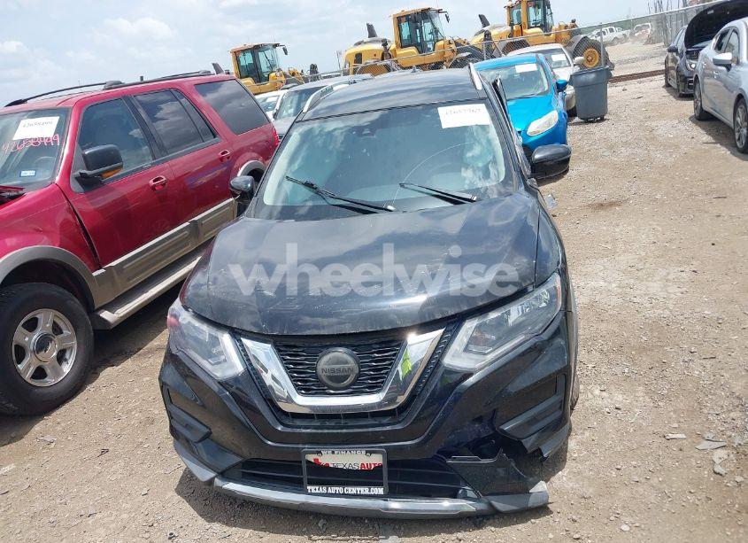 Photo 12 of 2019 Nissan Rogue SV (VIN KNMAT2MT2KP514826)