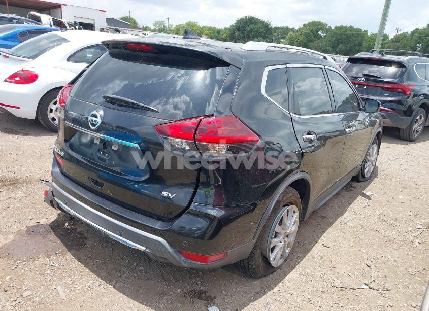 Photo 4 of 2019 Nissan Rogue SV (VIN KNMAT2MT2KP514826)
