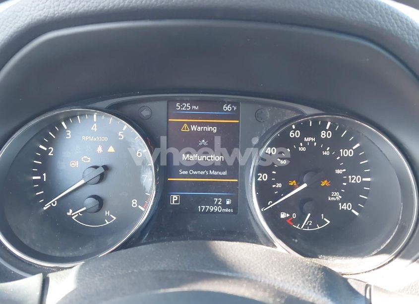 Photo 7 of 2019 Nissan Rogue SV (VIN KNMAT2MT2KP537037)