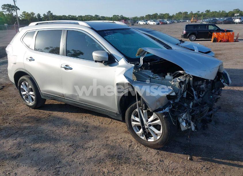 2015 Nissan Rogue SV (VIN KNMAT2MT3FP523606) main photo