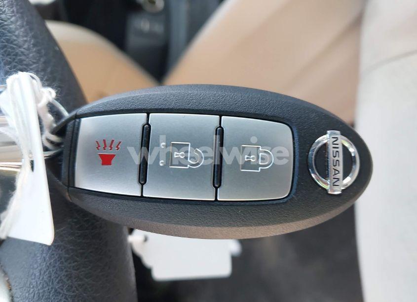 Photo 11 of 2016 Nissan Rogue SV (VIN KNMAT2MT3GP645190)