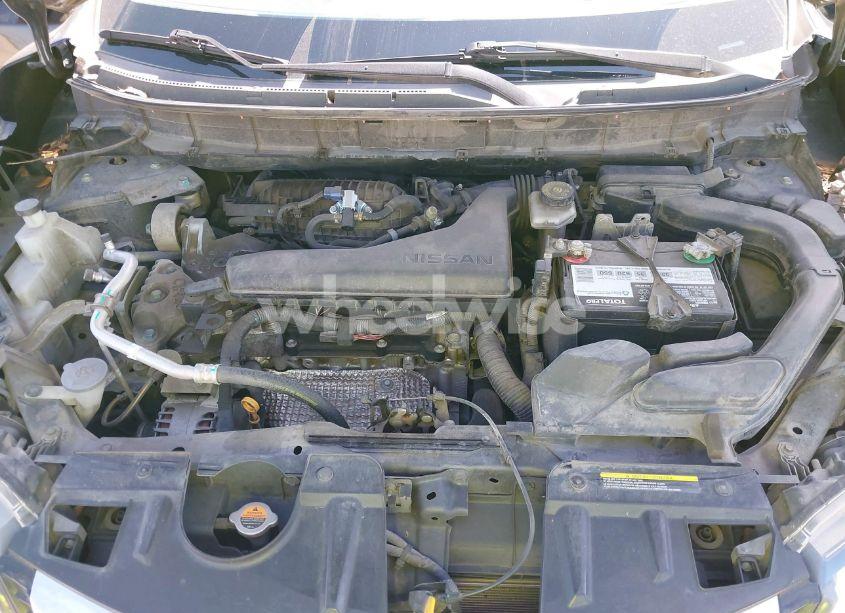 Photo 10 of 2017 Nissan Rogue S (VIN KNMAT2MT3HP528985)