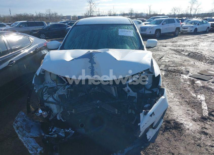 Photo 12 of 2017 Nissan Rogue S (VIN KNMAT2MT3HP560173)