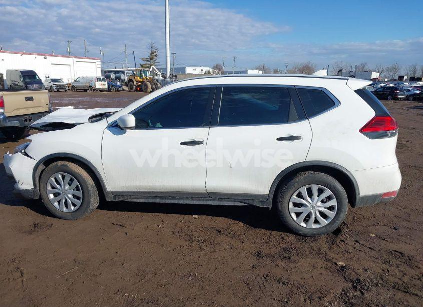 Photo 14 of 2017 Nissan Rogue S (VIN KNMAT2MT3HP560173)