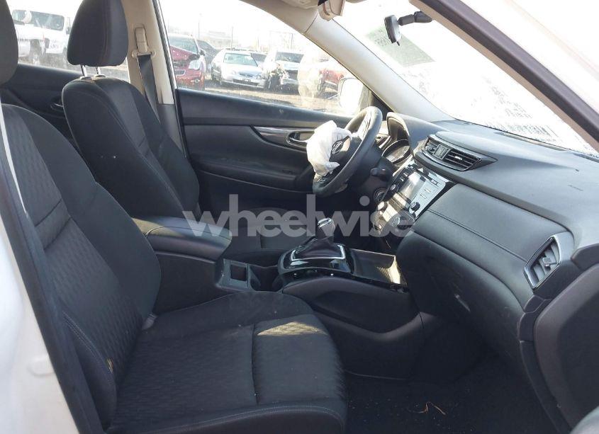 Photo 5 of 2017 Nissan Rogue S (VIN KNMAT2MT3HP560173)