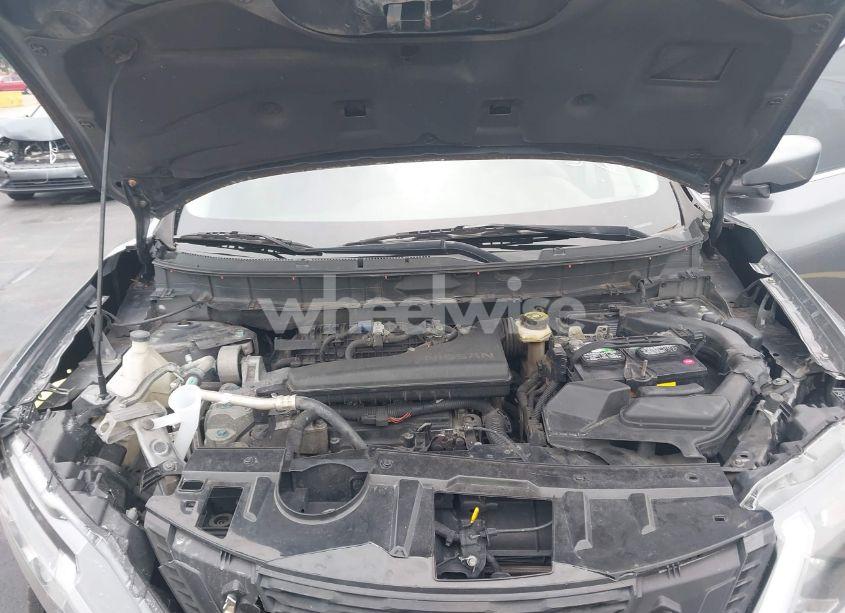 Photo 10 of 2017 Nissan Rogue S (VIN KNMAT2MT3HP575742)