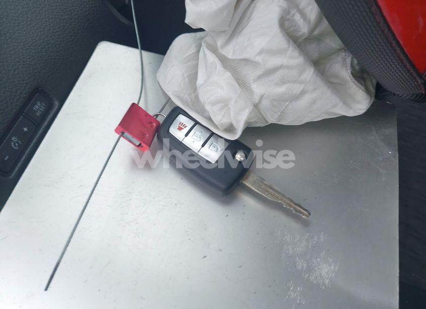 Photo 11 of 2017 Nissan Rogue S (VIN KNMAT2MT3HP575742)