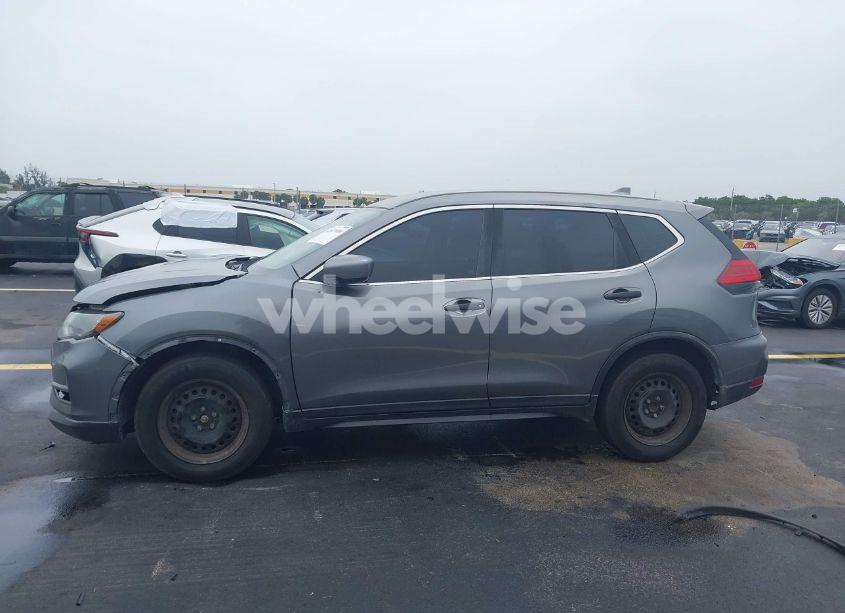 Photo 15 of 2017 Nissan Rogue S (VIN KNMAT2MT3HP575742)