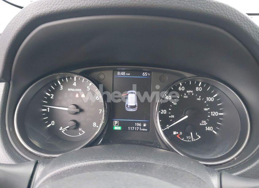 Photo 7 of 2018 Nissan Rogue SV (VIN KNMAT2MT3JP584091)