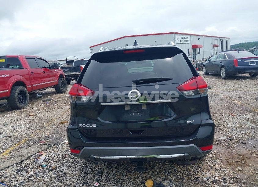 Photo 16 of 2018 Nissan Rogue SV (VIN KNMAT2MT3JP587329)