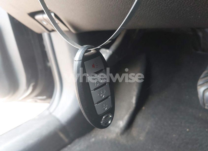 Photo 11 of 2019 Nissan Rogue SV (VIN KNMAT2MT3KP504340)