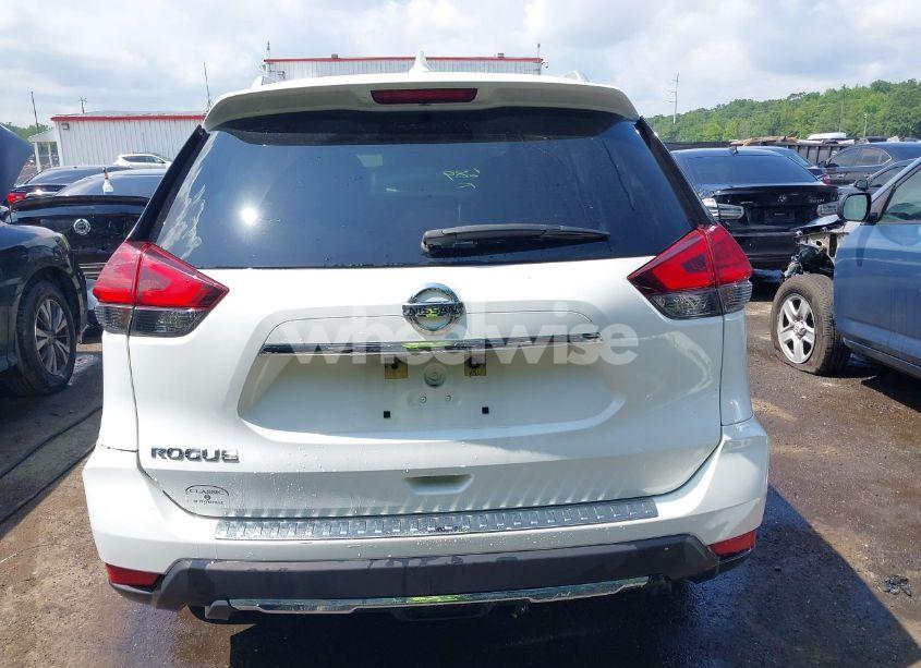 Photo 17 of 2017 Nissan Rogue S (VIN KNMAT2MT4HP562501)