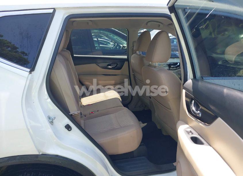 Photo 8 of 2017 Nissan Rogue S (VIN KNMAT2MT4HP562501)