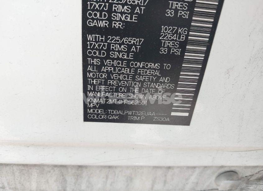 Photo 9 of 2017 Nissan Rogue S (VIN KNMAT2MT4HP562501)