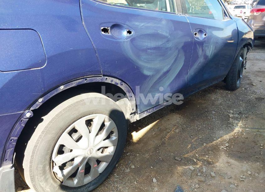 Photo 17 of 2017 Nissan Rogue S (VIN KNMAT2MT4HP580612)