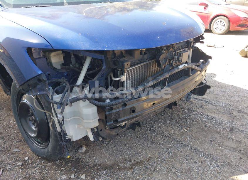 Photo 6 of 2017 Nissan Rogue S (VIN KNMAT2MT4HP580612)