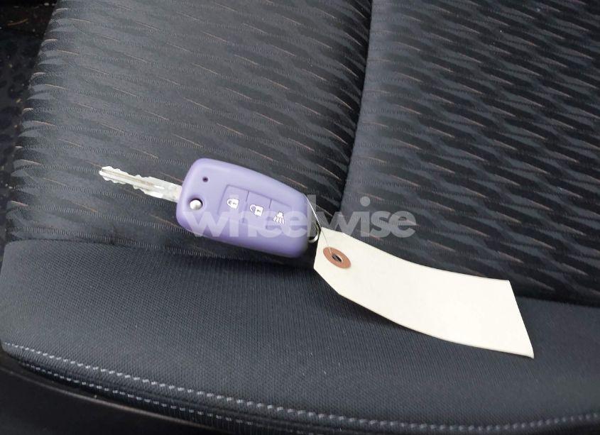 Photo 11 of 2017 Nissan Rogue S (VIN KNMAT2MT4HP590475)