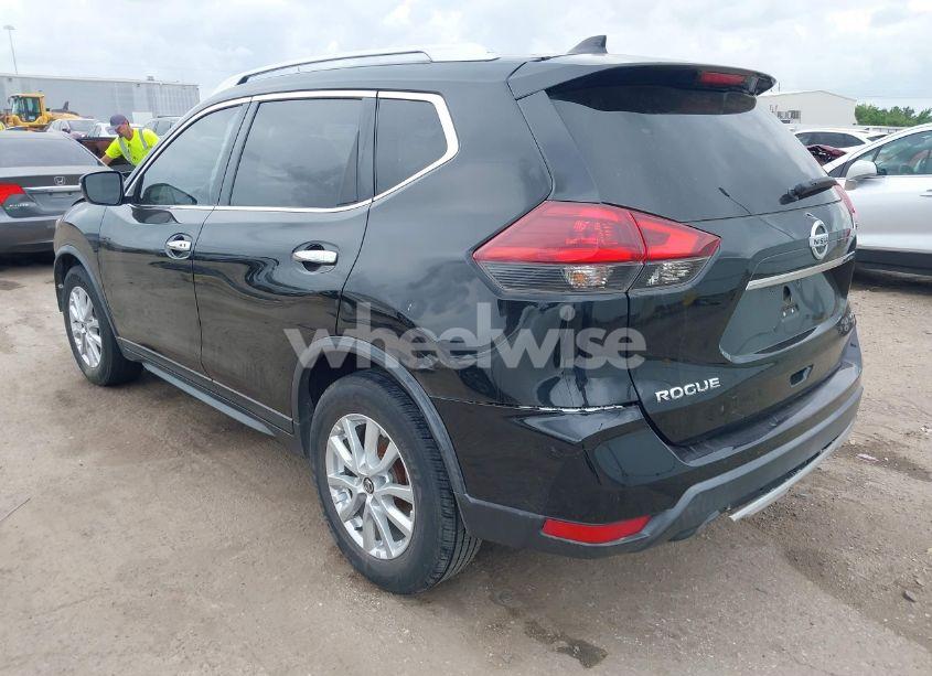 Photo 3 of 2018 Nissan Rogue SV (VIN KNMAT2MT4JP537622)