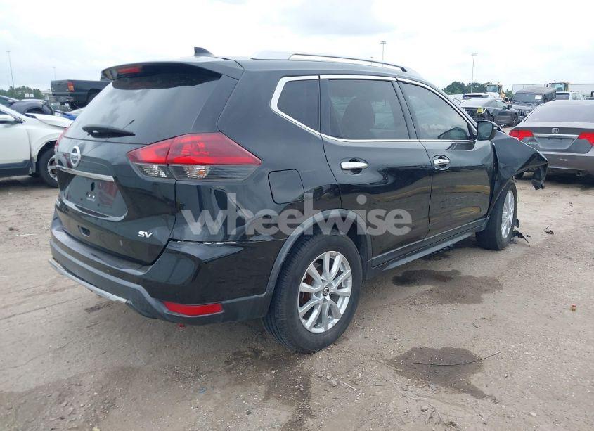 Photo 4 of 2018 Nissan Rogue SV (VIN KNMAT2MT4JP537622)