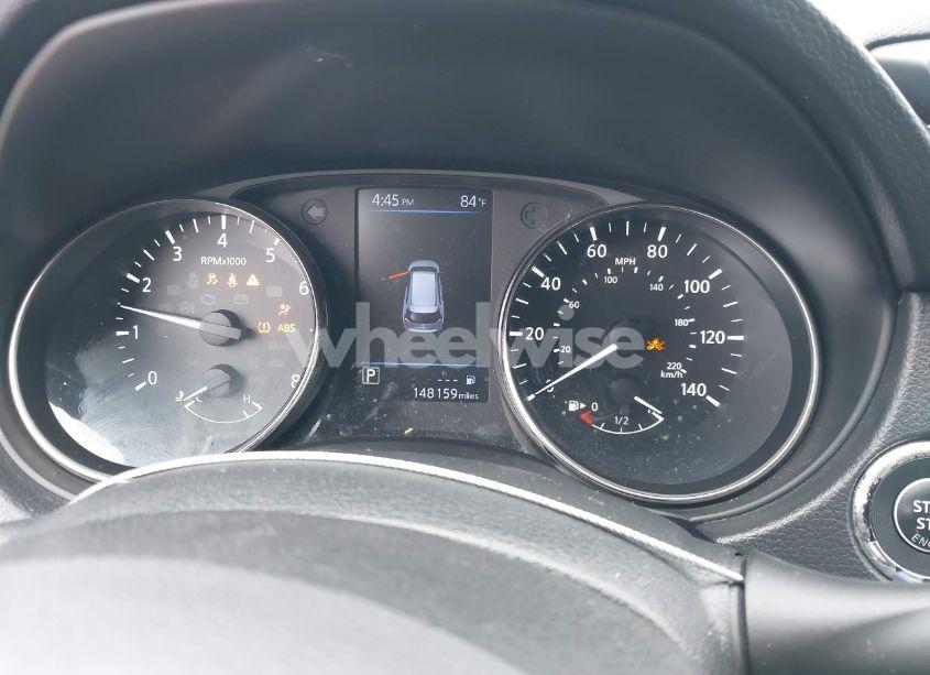 Photo 7 of 2018 Nissan Rogue SV (VIN KNMAT2MT4JP537622)