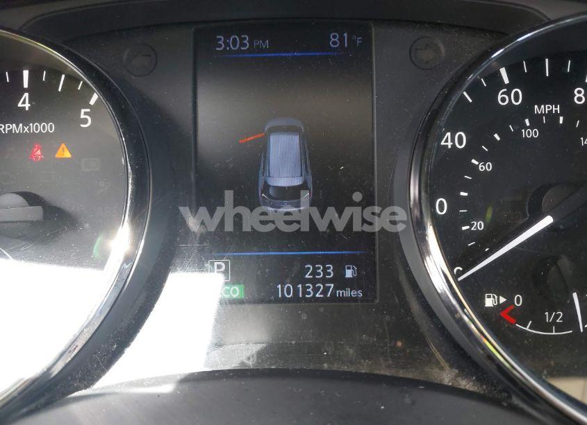 Photo 15 of 2018 Nissan Rogue S (VIN KNMAT2MT4JP549950)