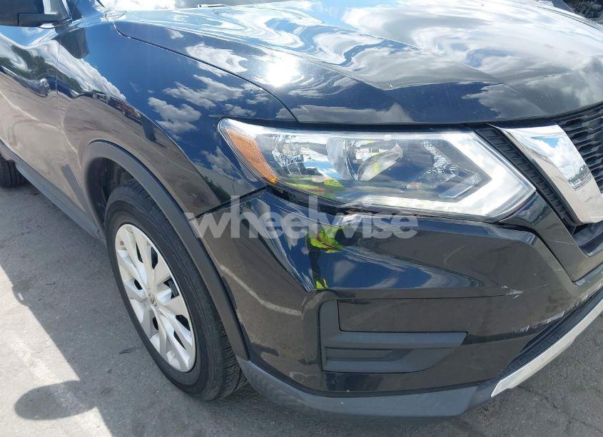 Photo 17 of 2018 Nissan Rogue S (VIN KNMAT2MT4JP549950)