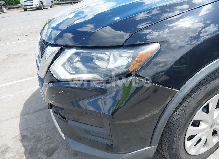 Photo 18 of 2018 Nissan Rogue S (VIN KNMAT2MT4JP549950)