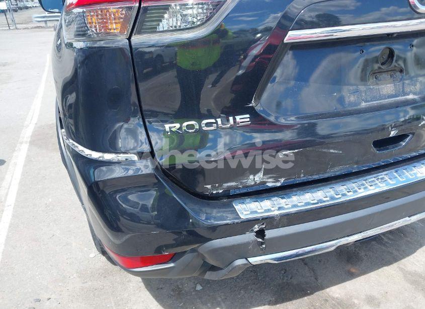 Photo 19 of 2018 Nissan Rogue S (VIN KNMAT2MT4JP549950)