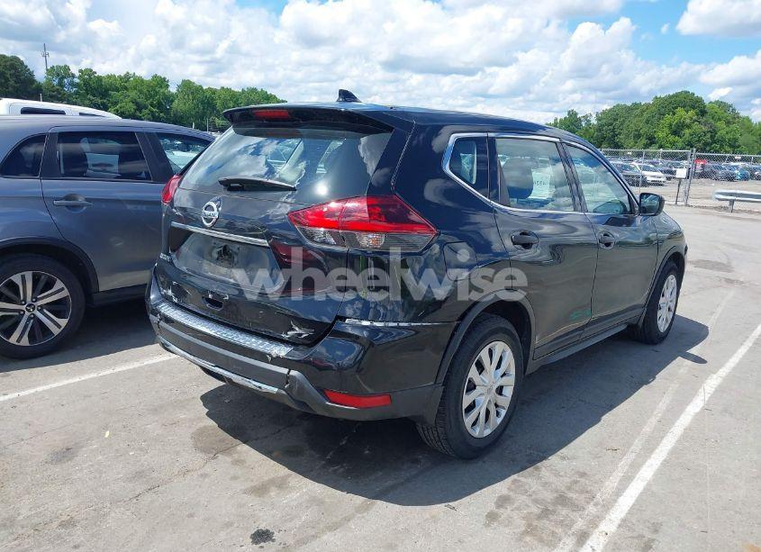 Photo 4 of 2018 Nissan Rogue S (VIN KNMAT2MT4JP549950)