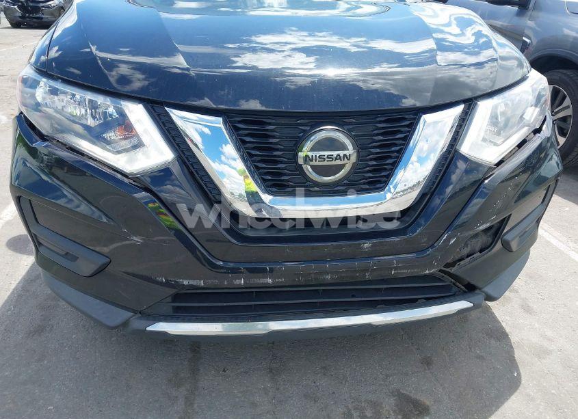 Photo 6 of 2018 Nissan Rogue S (VIN KNMAT2MT4JP549950)