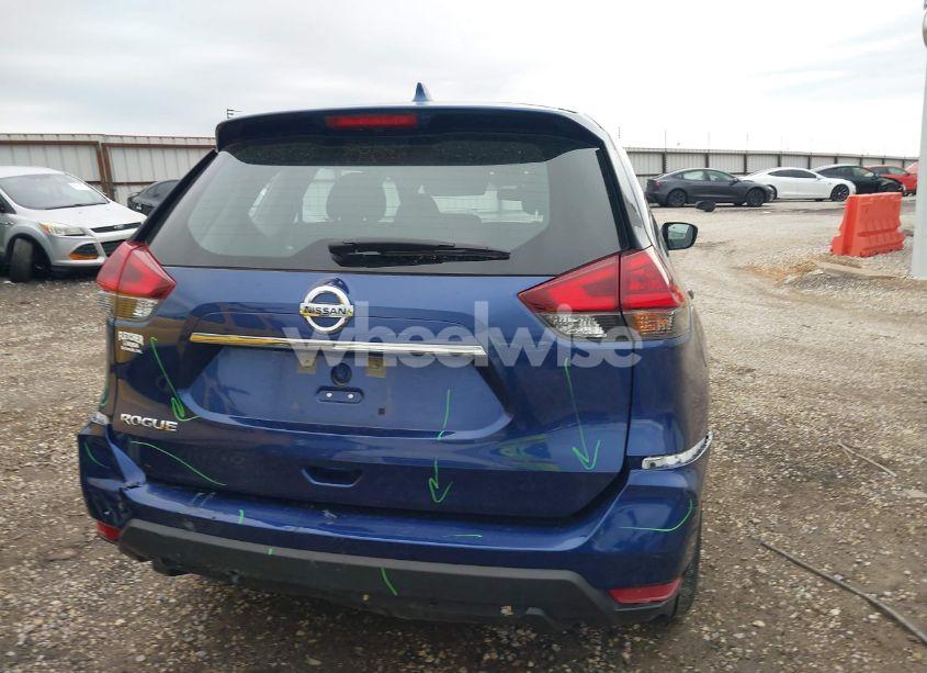 Photo 17 of 2018 Nissan Rogue S (VIN KNMAT2MT4JP568482)