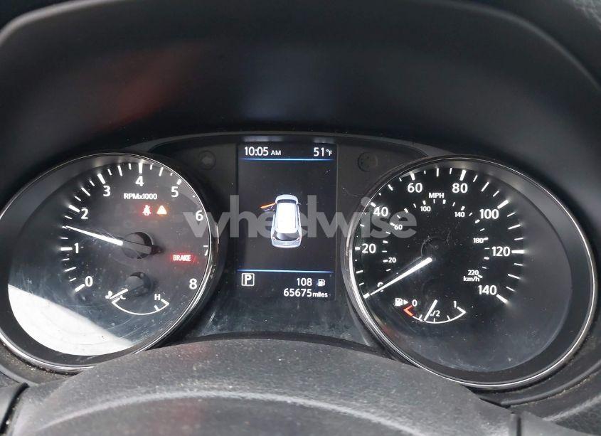 Photo 7 of 2018 Nissan Rogue S (VIN KNMAT2MT4JP568482)