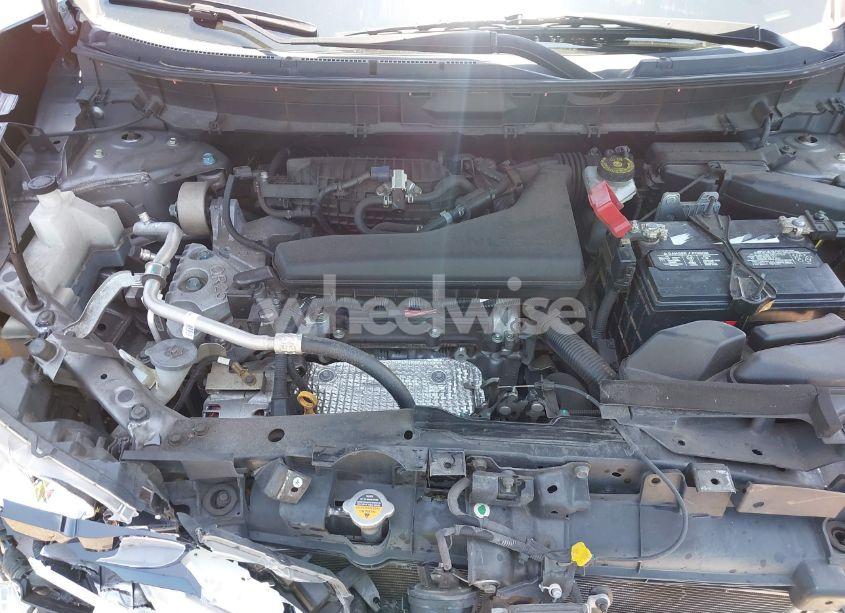 Photo 10 of 2019 Nissan Rogue SV (VIN KNMAT2MT4KP556656)
