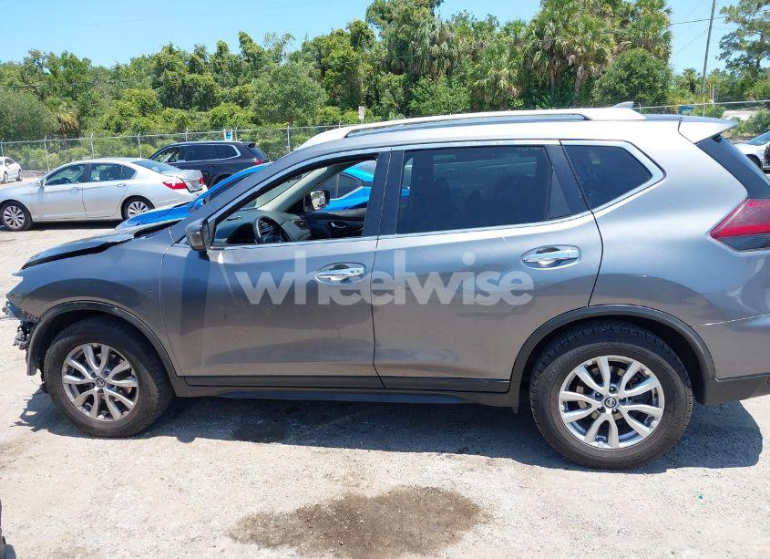 Photo 14 of 2019 Nissan Rogue SV (VIN KNMAT2MT4KP556656)