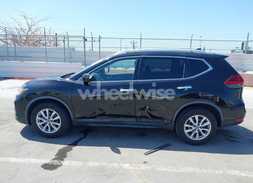 Photo 14 of 2020 Nissan Rogue SV FWD (VIN KNMAT2MT4LP526705)