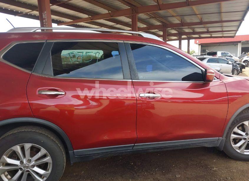 Photo 13 of 2015 Nissan Rogue SV (VIN KNMAT2MT5FP562312)