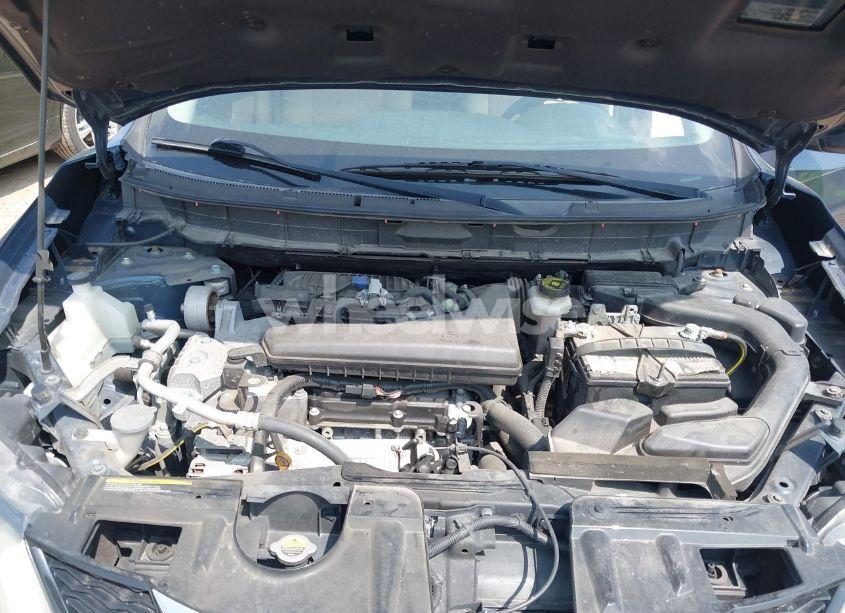 Photo 10 of 2016 Nissan Rogue S (VIN KNMAT2MT5GP651847)