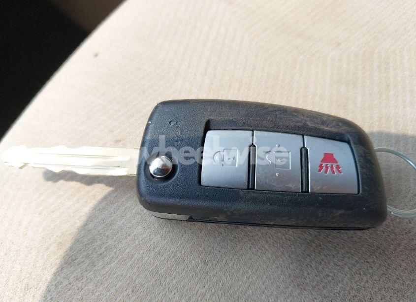 Photo 11 of 2016 Nissan Rogue S (VIN KNMAT2MT5GP651847)