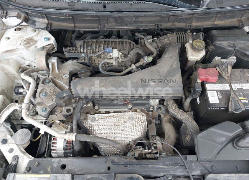 Photo 10 of 2016 Nissan Rogue SV (VIN KNMAT2MT5GP686209)