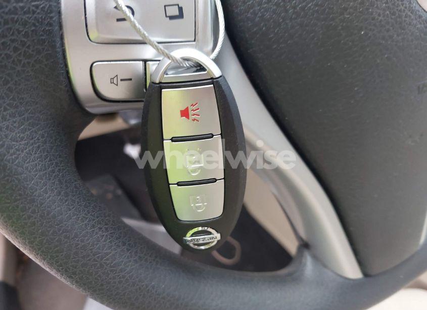 Photo 11 of 2016 Nissan Rogue SV (VIN KNMAT2MT5GP706426)