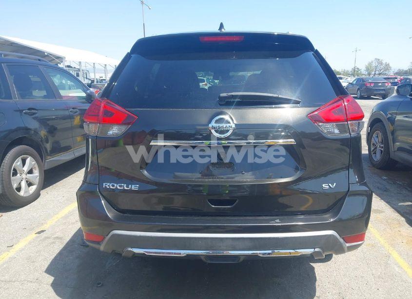 Photo 17 of 2017 Nissan Rogue SV (VIN KNMAT2MT5HP546386)