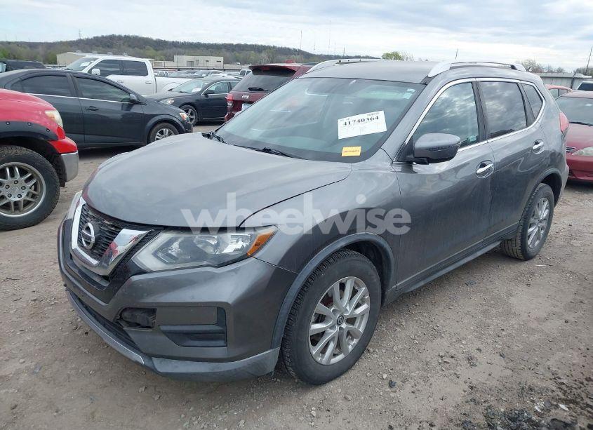 Photo 2 of 2017 Nissan Rogue SV (VIN KNMAT2MT5HP551491)